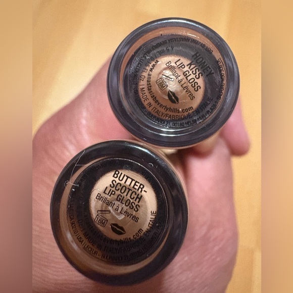 Anastasia Beverly Hills Lip Gloss HONEY KISS
BUTTERSCOTCH Brand New Never Used. - Picture 12 of 12